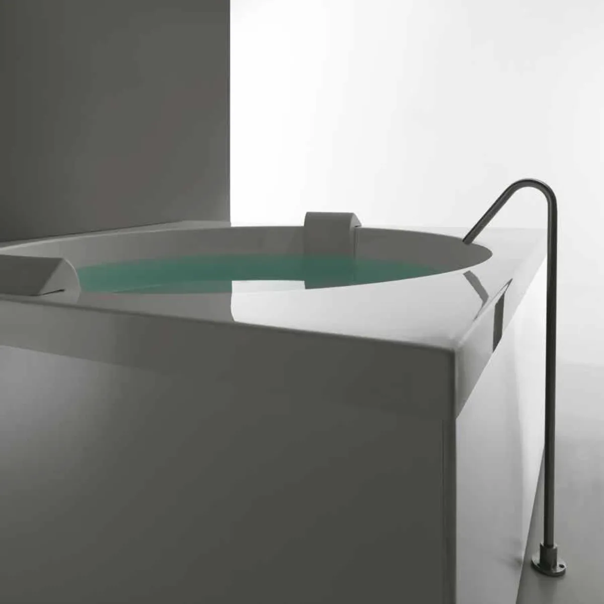 Vasca da Bagno Quadrata Sharm in acrilico bianco 150x150x68