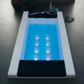 Vasca da Bagno Idromassaggio Rettangolare Vittoria con cascata