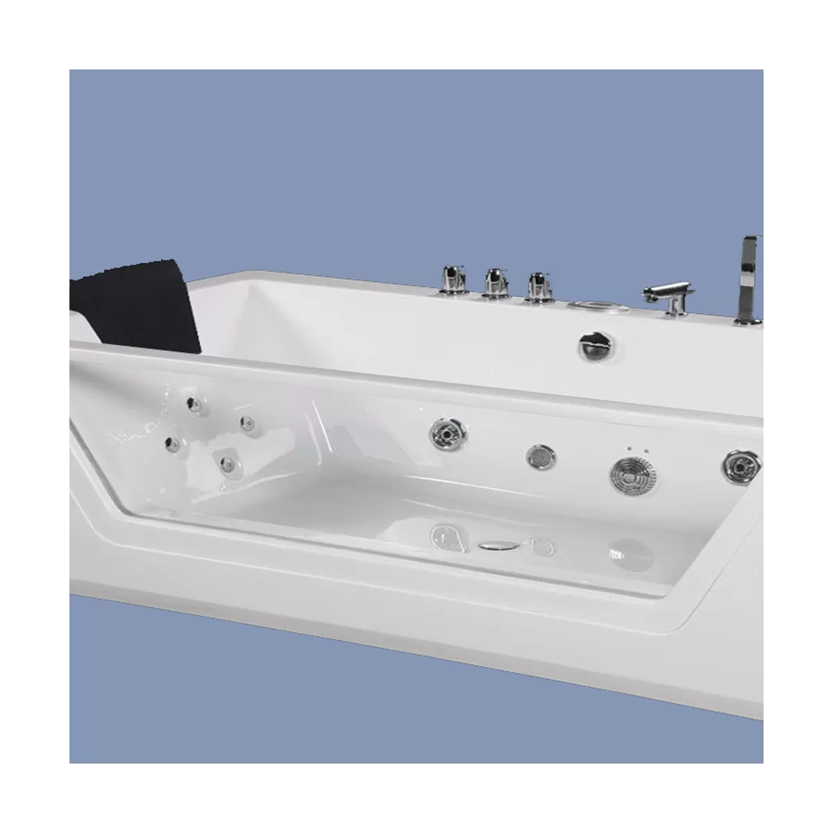 Baignoire avec bain tourbillon et fenêtre avant - Espace