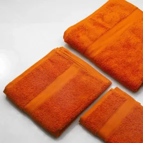 Orangefarbenes Badetuch-Set...