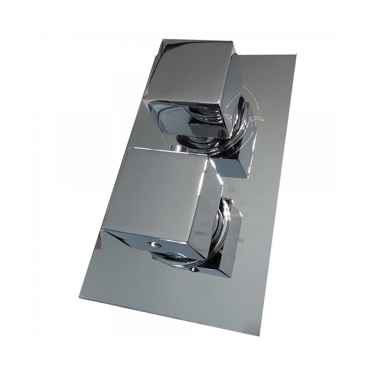 Eingebautes Duschset mit quadratischem Duschkopf, Arm, Thermostatmischer und Handbrause mit flexiblem Schlauch