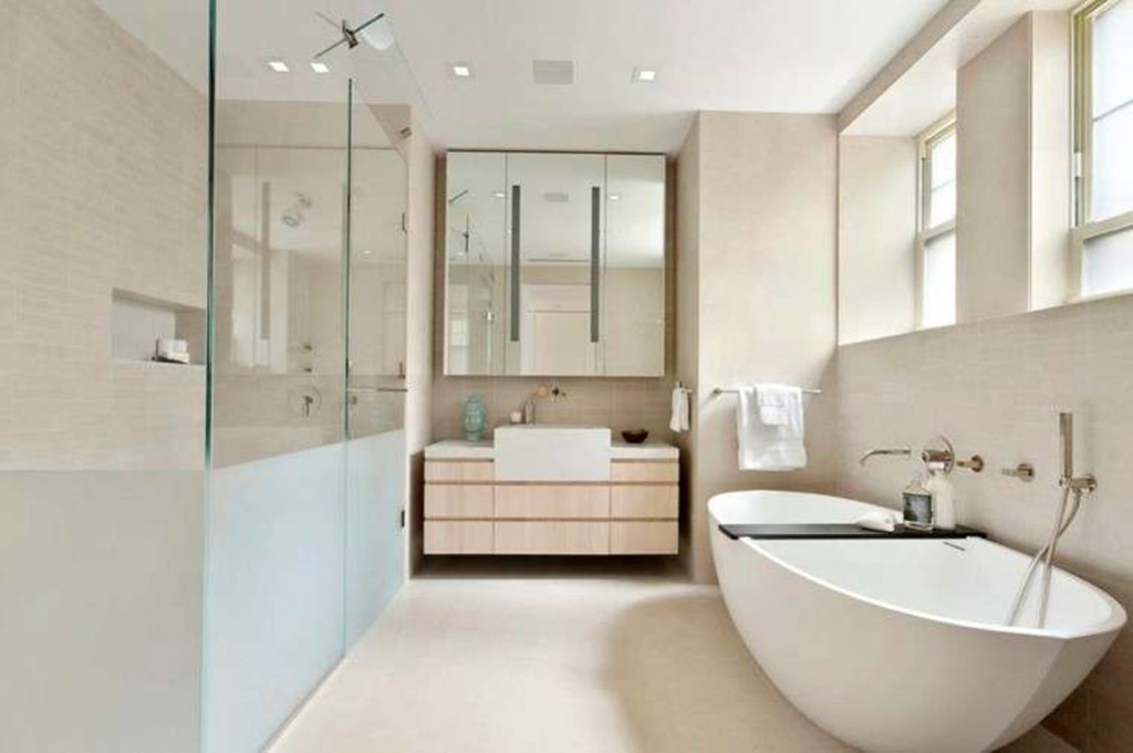 Bagno con un arredamento minimal