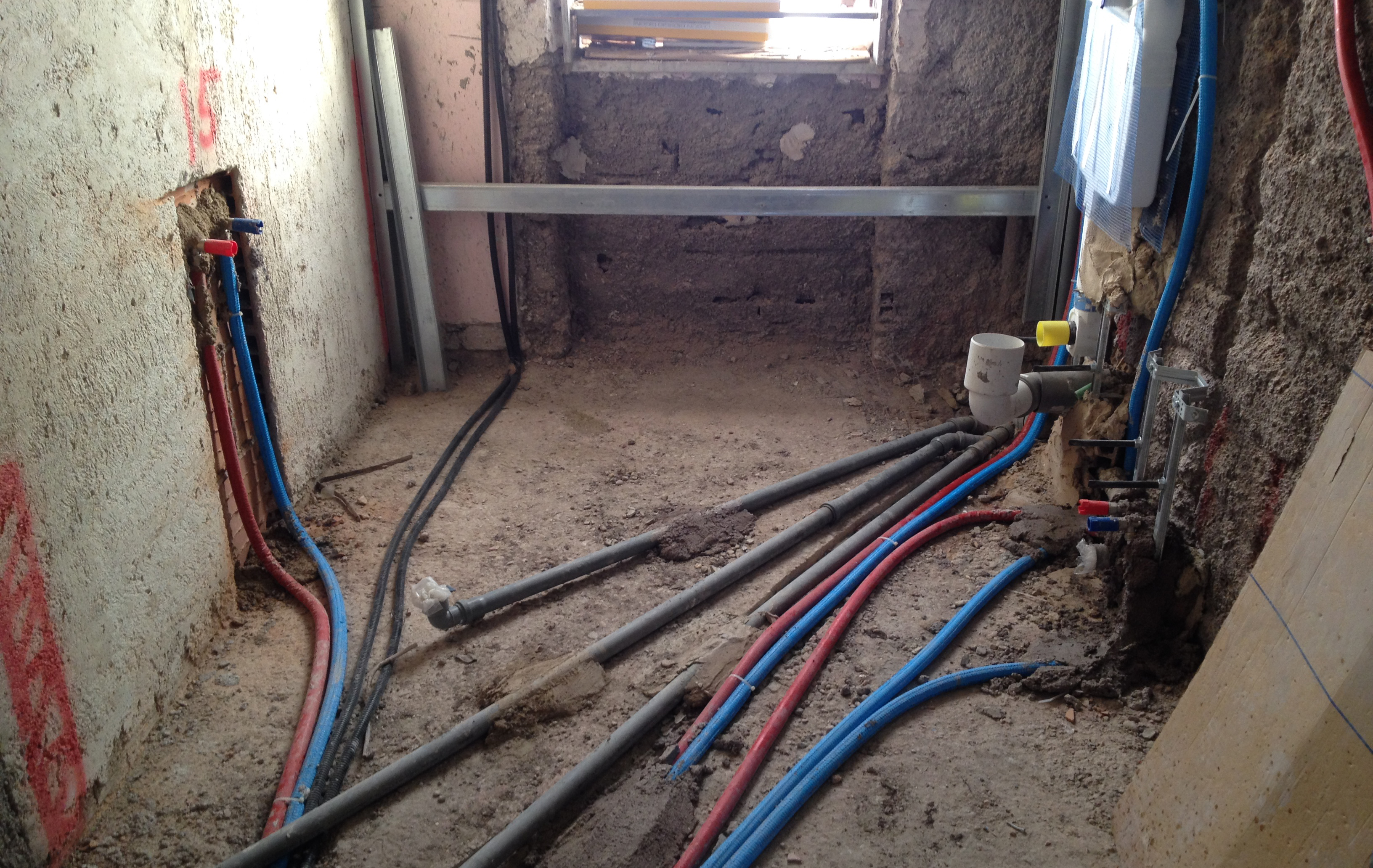 Ristrutturazione dell'impianto idraulico del bagno