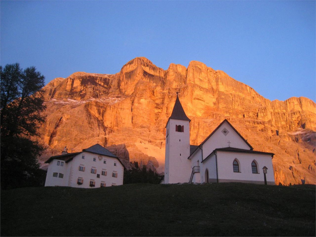 rifugio-s-croce-badia