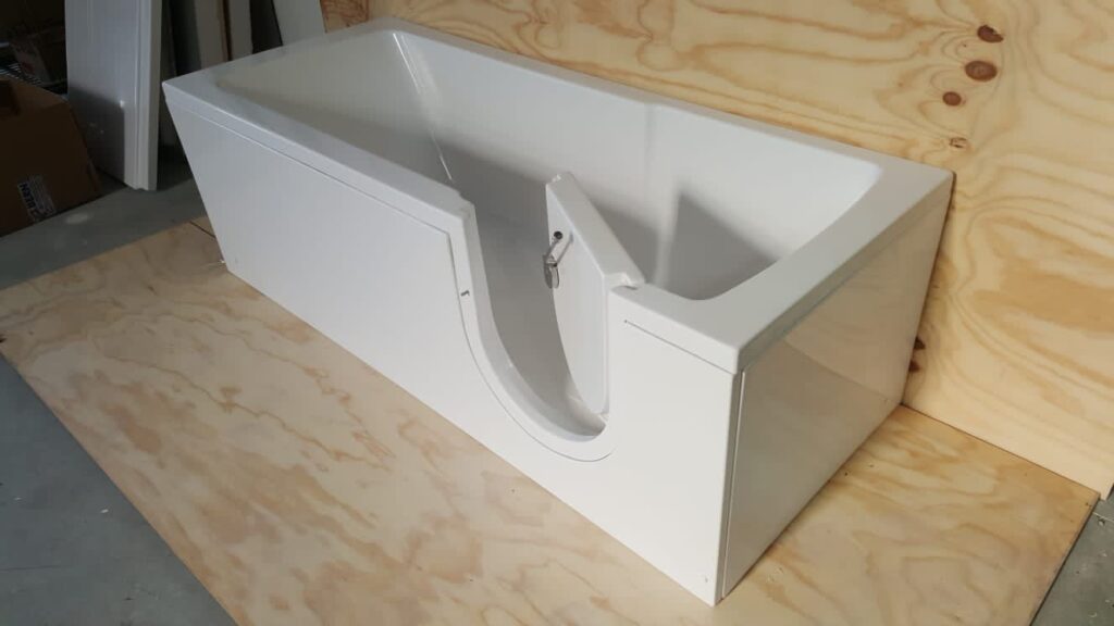 Vasca da bagno con sportello bianca dimensioni 170x70