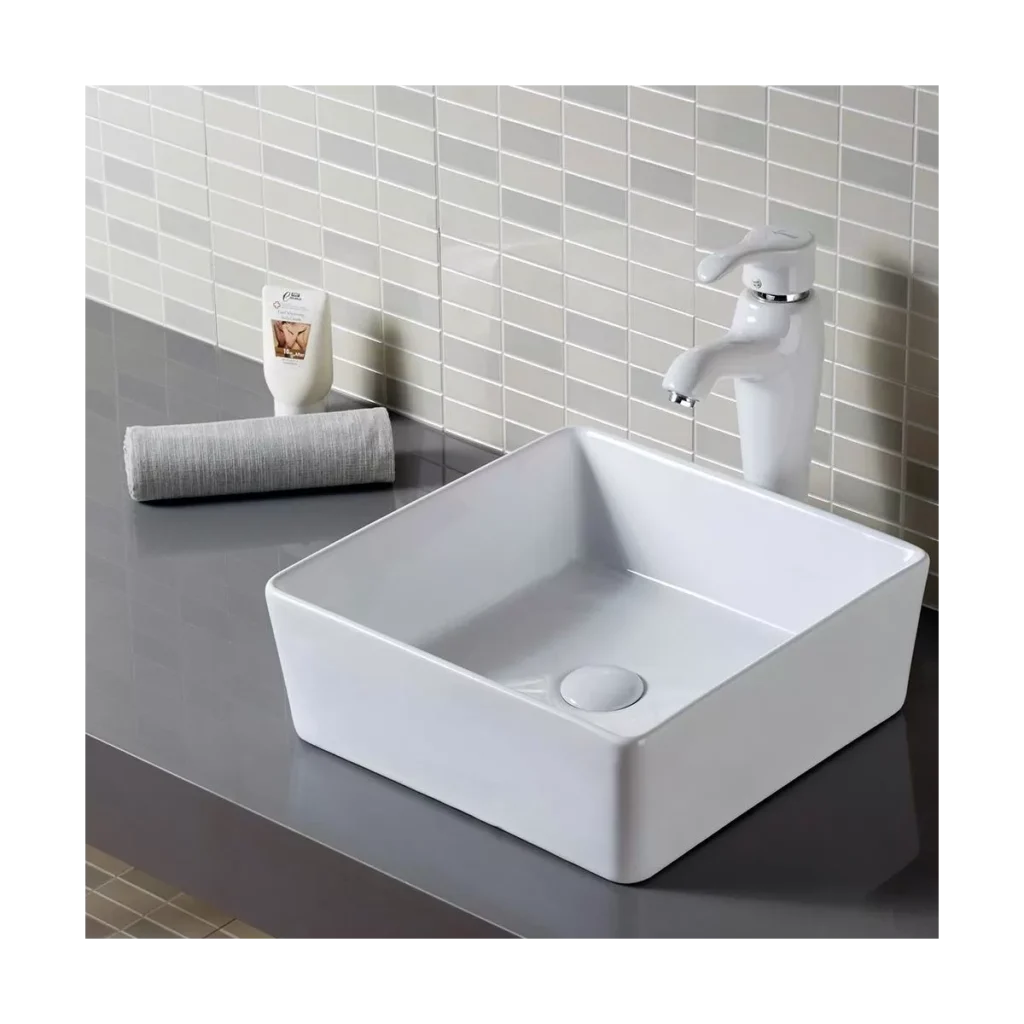 lavabo in ceramica con ribinetteria